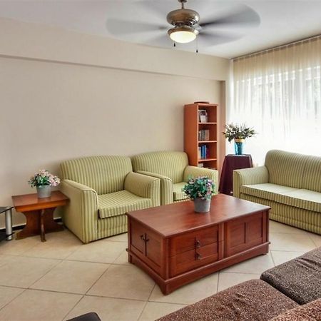 Ekin Hotel Kuşadası Ngoại thất bức ảnh