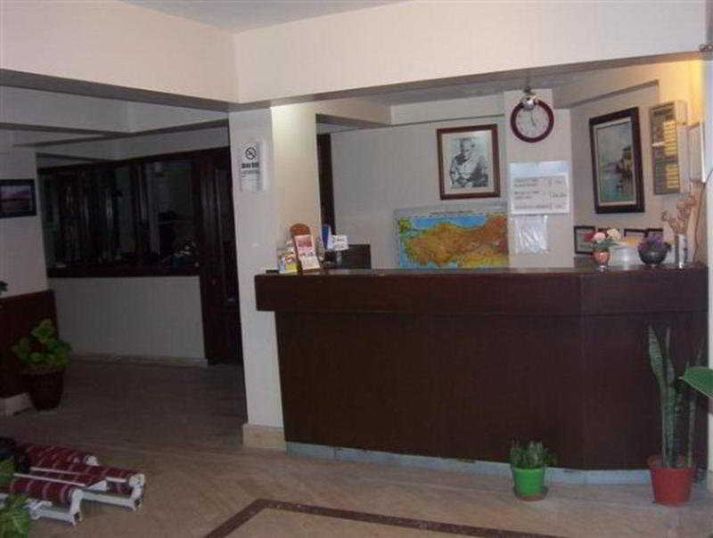 Ekin Hotel Kuşadası Ngoại thất bức ảnh