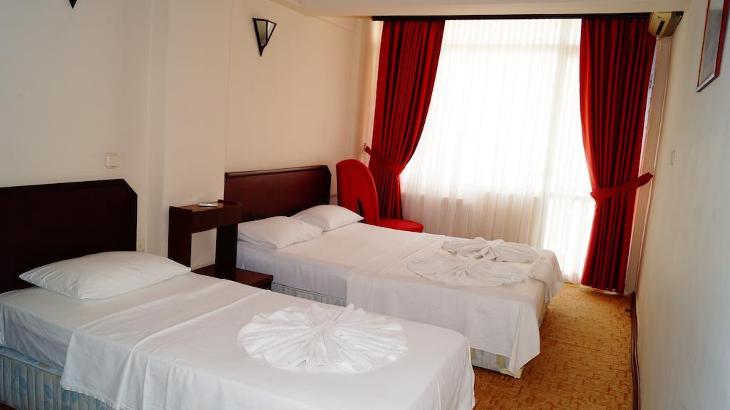 Ekin Hotel Kuşadası Ngoại thất bức ảnh