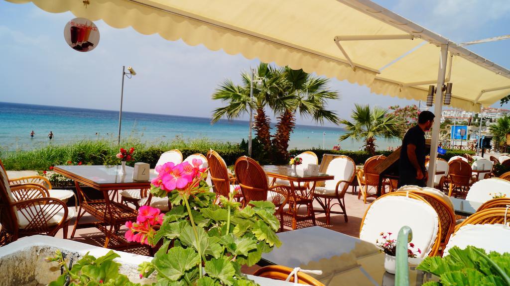 Ekin Hotel Kuşadası Ngoại thất bức ảnh