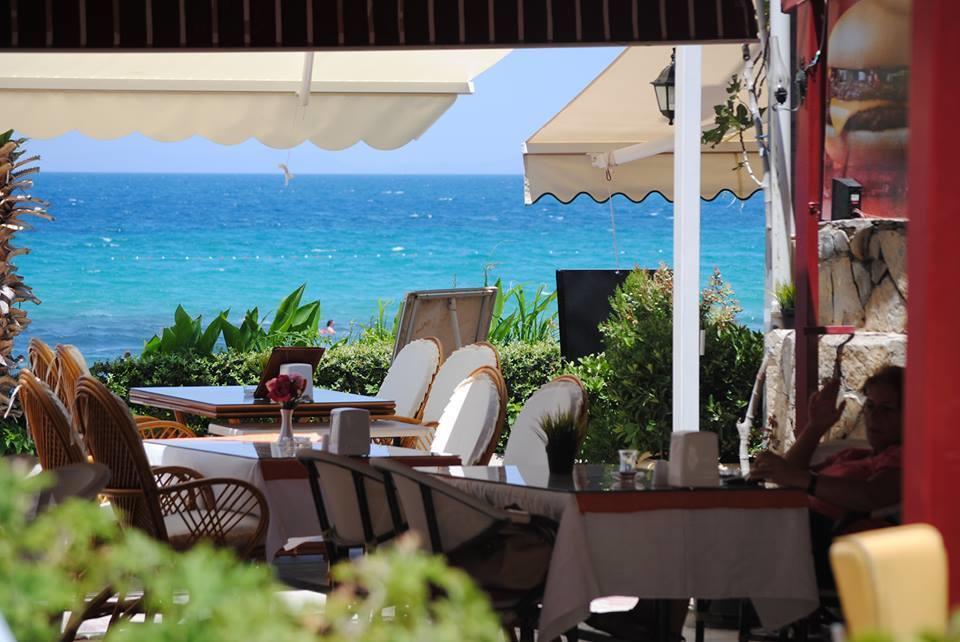 Ekin Hotel Kuşadası Ngoại thất bức ảnh