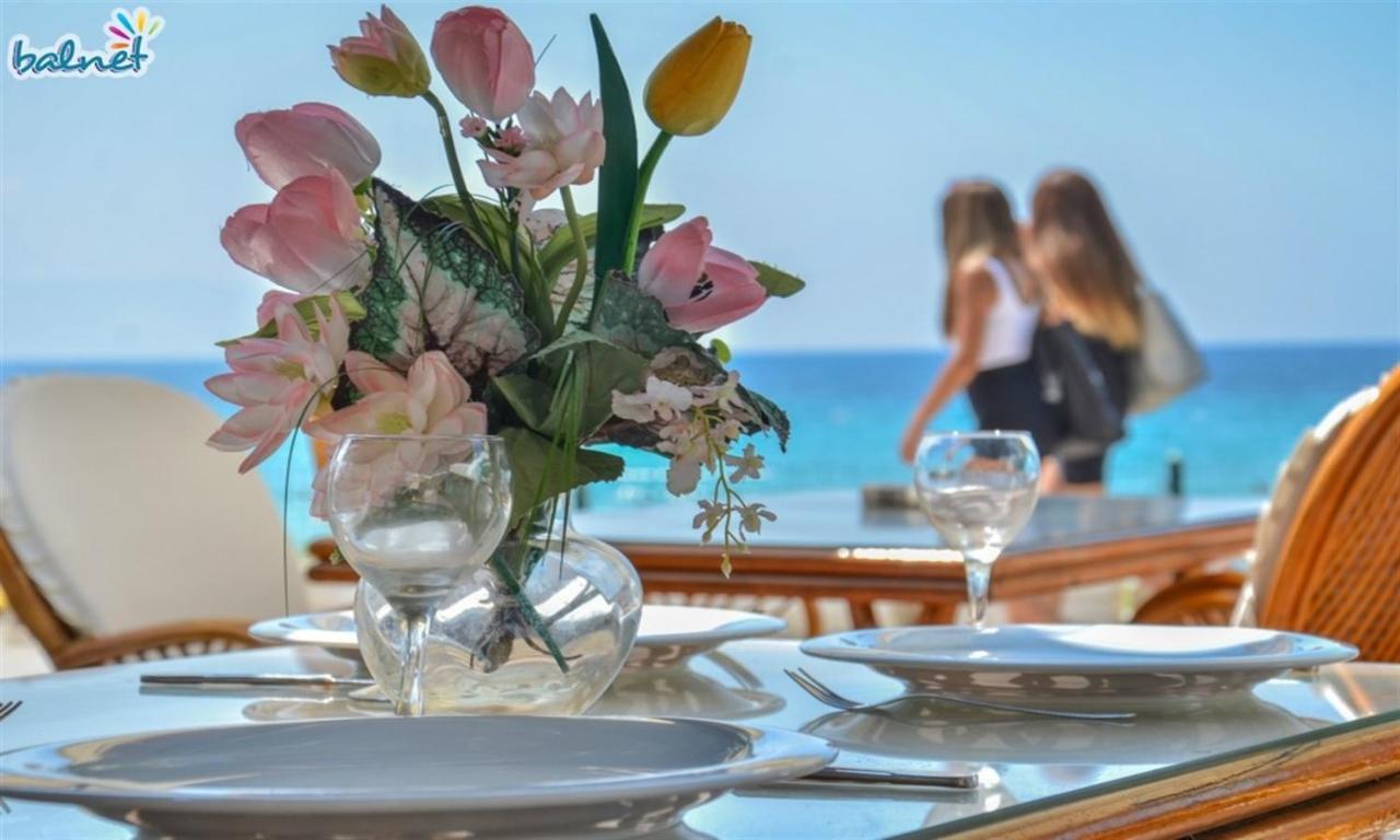 Ekin Hotel Kuşadası Ngoại thất bức ảnh